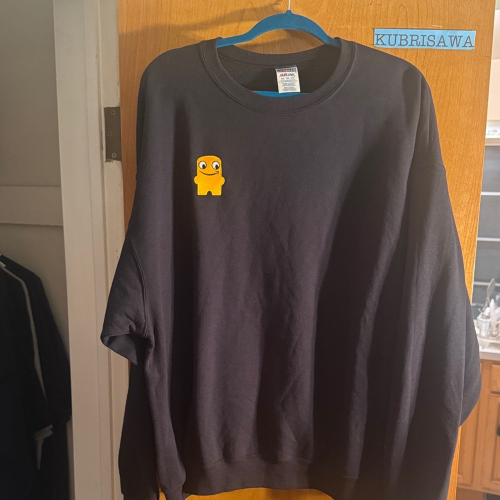Amazon Black Peccy Sweatshirt 2XL